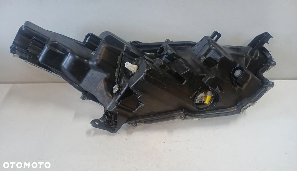Lampa lewy przod toyota yaris IV 4 full led europa - 11