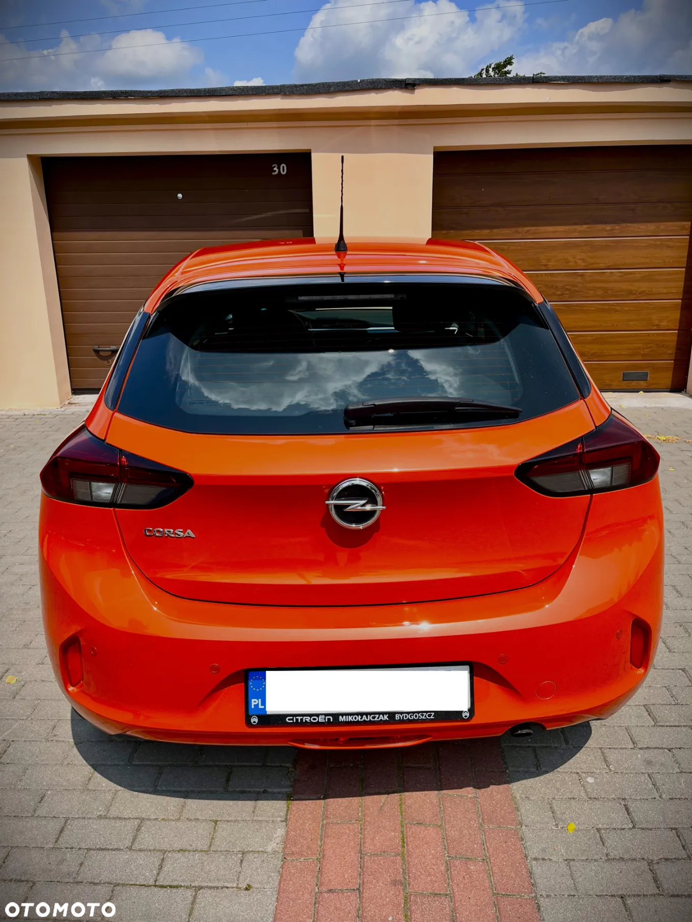 Opel Corsa 1.2 Elegance S&S - 3