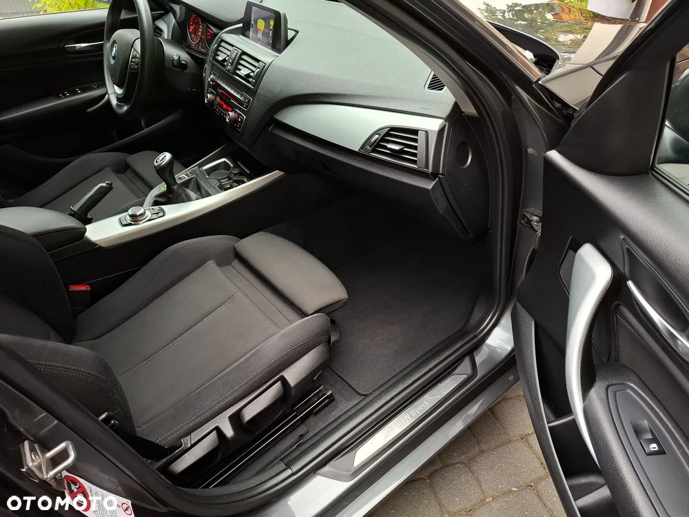 BMW Seria 1 116i Sport Line - 13
