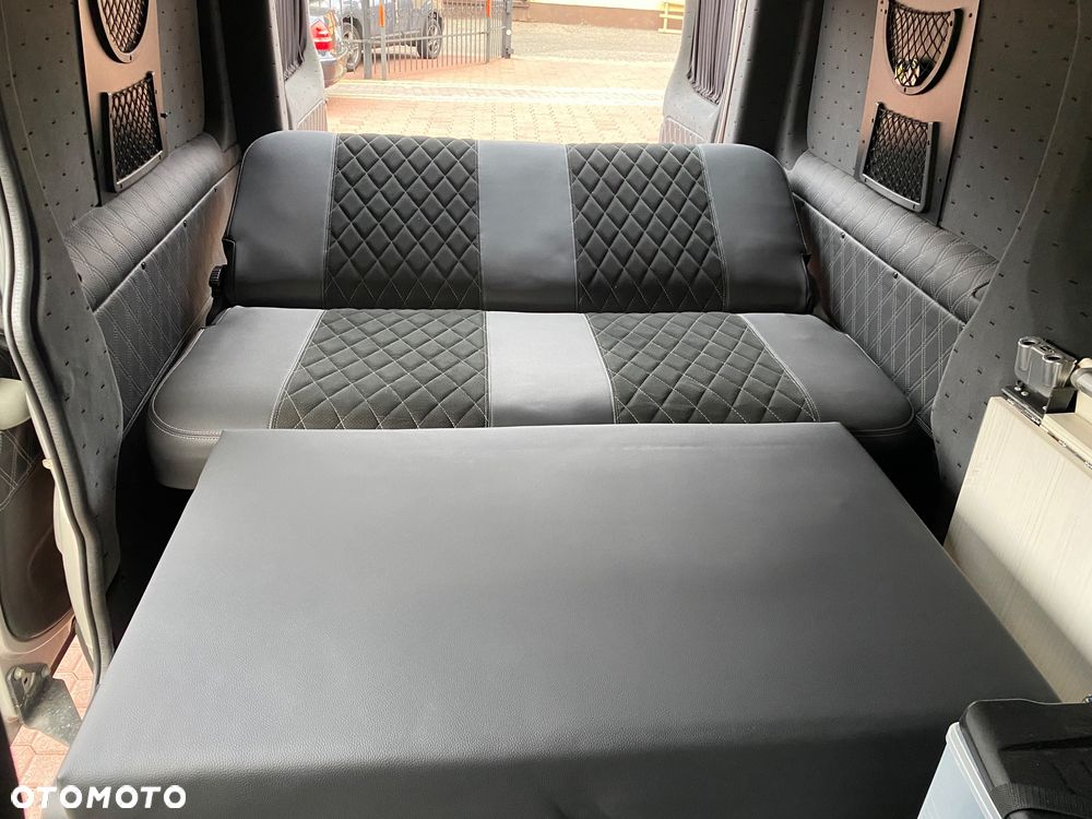 Renault Trafic 2.0 DCI 115 koni - 27