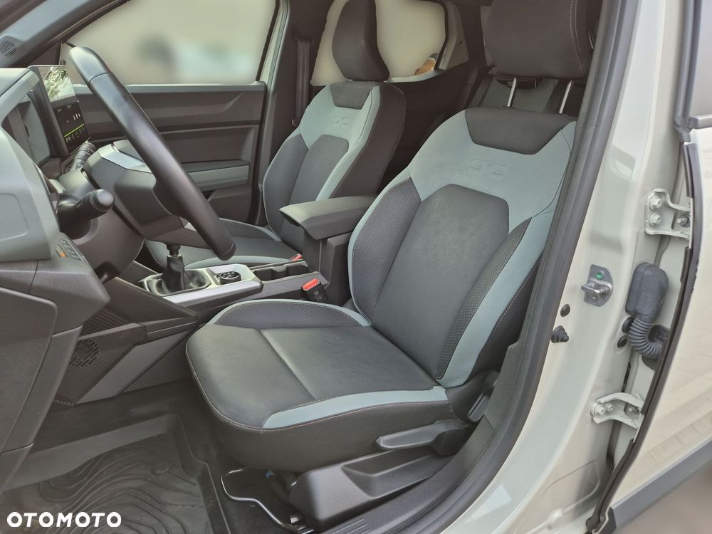 Dacia Duster 1.2 TCe mHEV Extreme 4x4 - 9