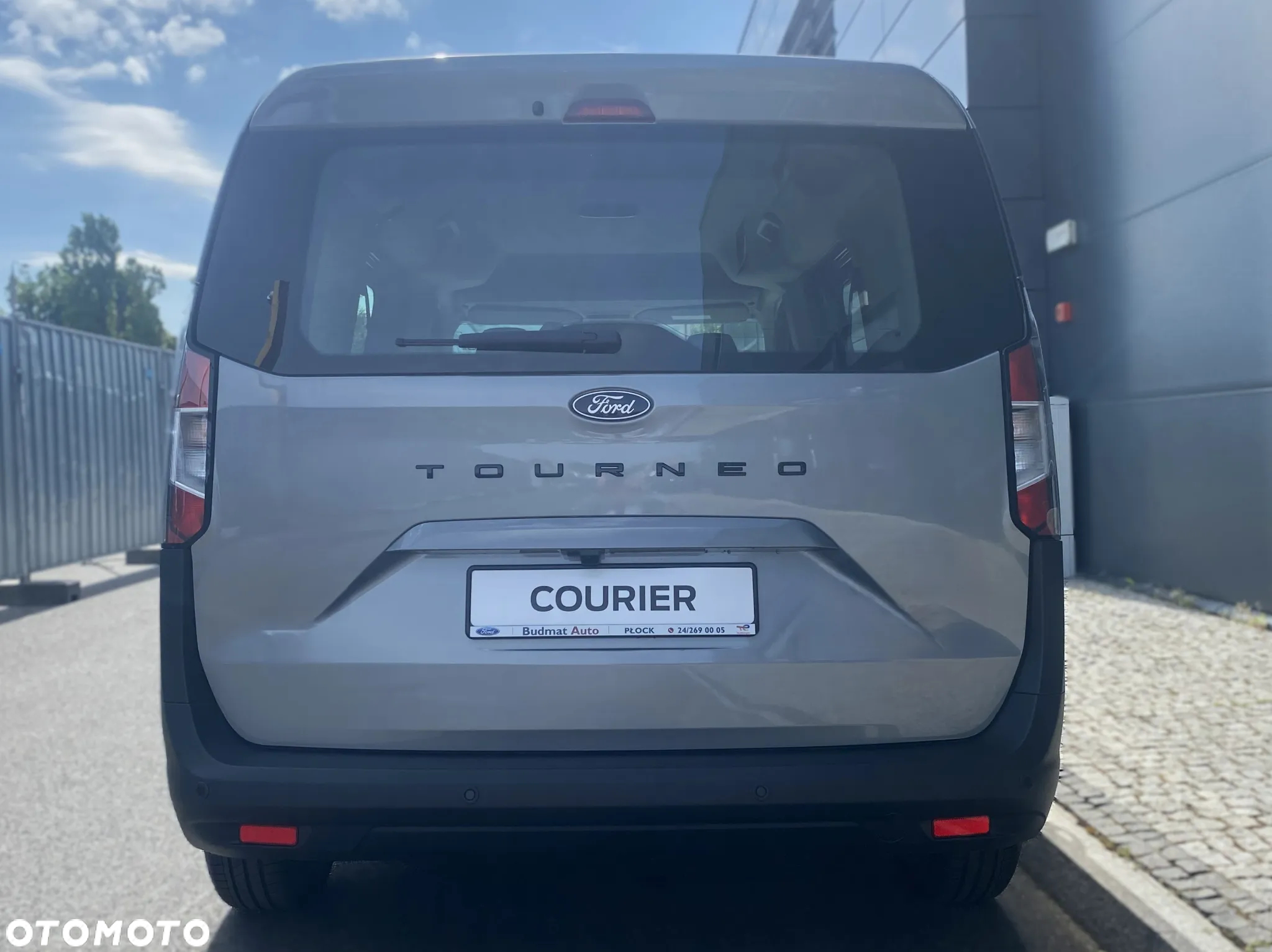 Ford Tourneo Courier 1.0 EcoBoost Trend - 6