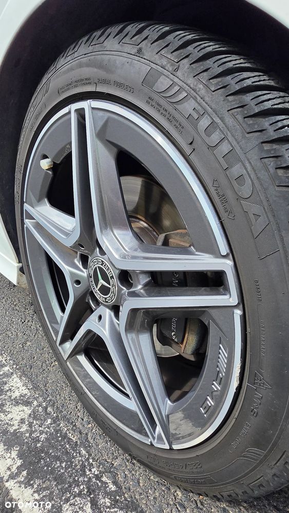 Mercedes-Benz CLA 180 AMG Line 7G-DCT - 28