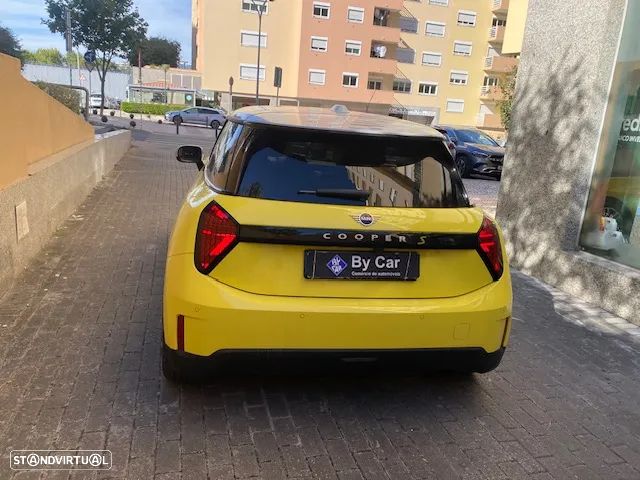 MINI 3 Portas Cooper SE Classic M - 33