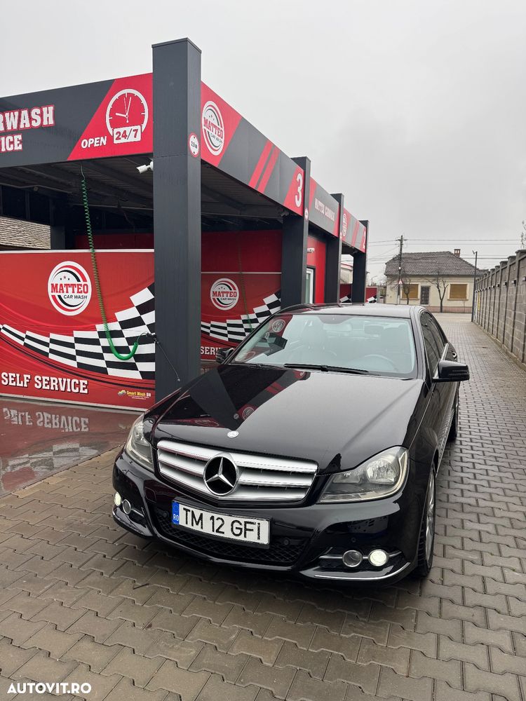 Mercedes-Benz C - 1