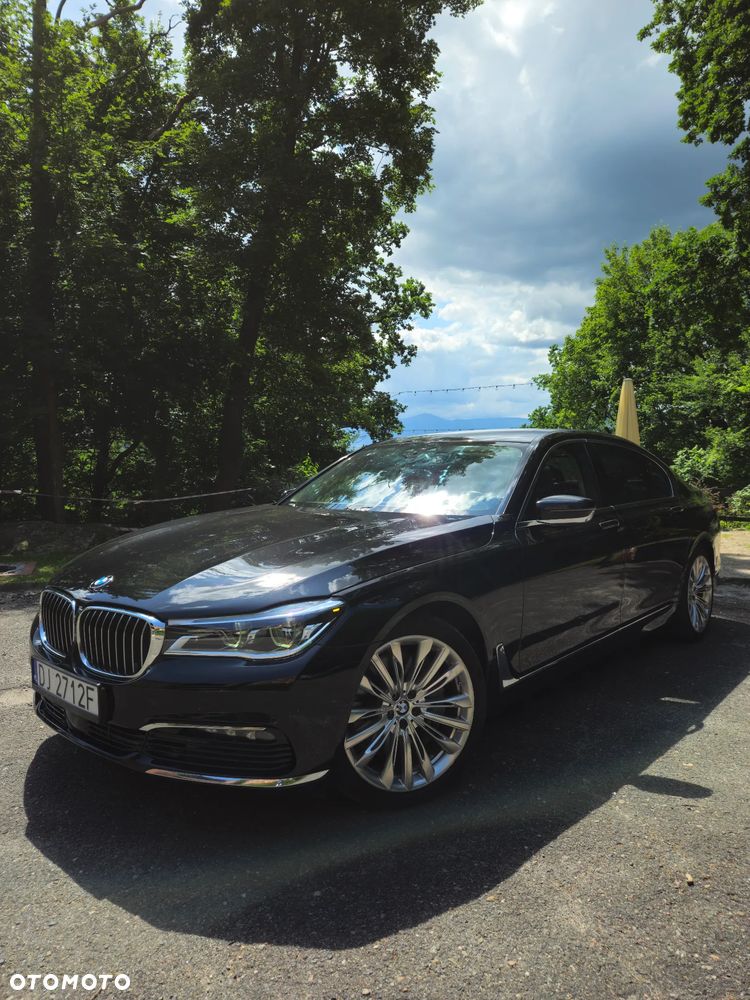 BMW Seria 7 750Li Edition Exclusive - 2