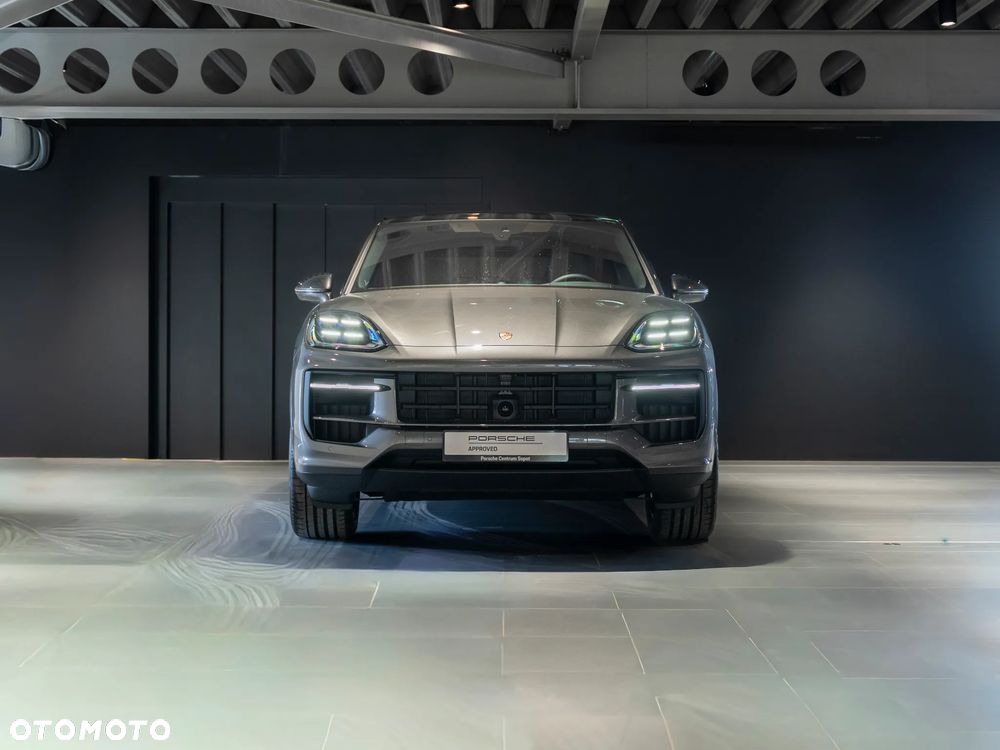 Porsche Cayenne Standard - 8