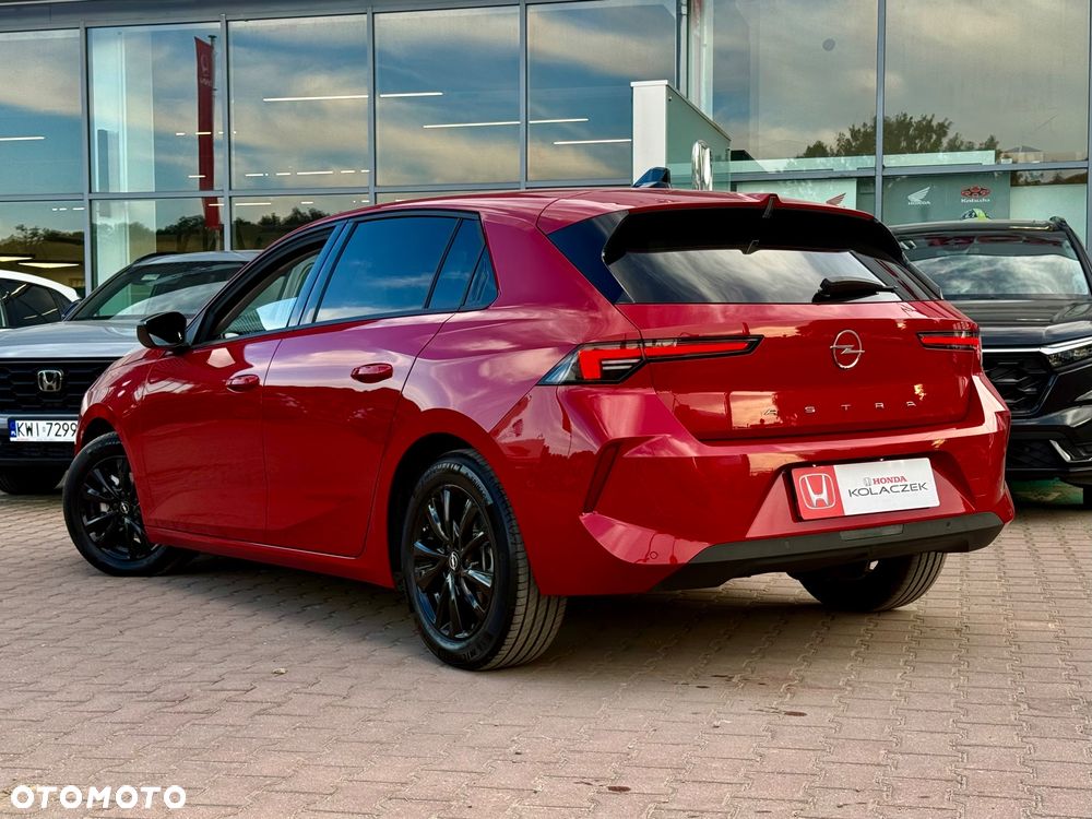 Opel Astra 1.2 T Edition S&S - 5