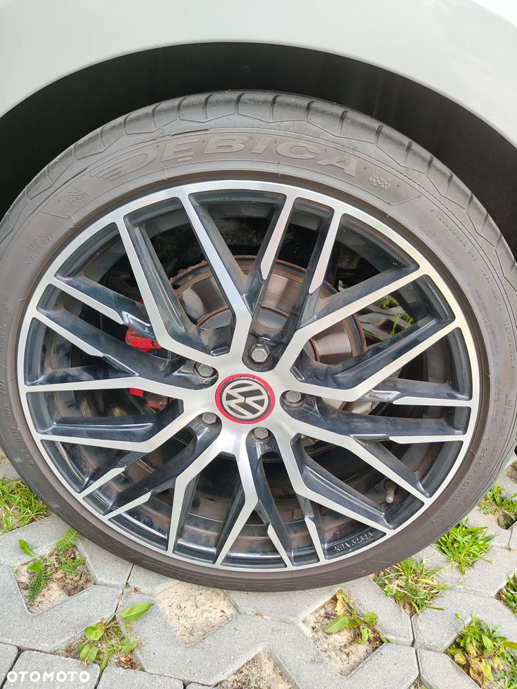Volkswagen Golf - 9