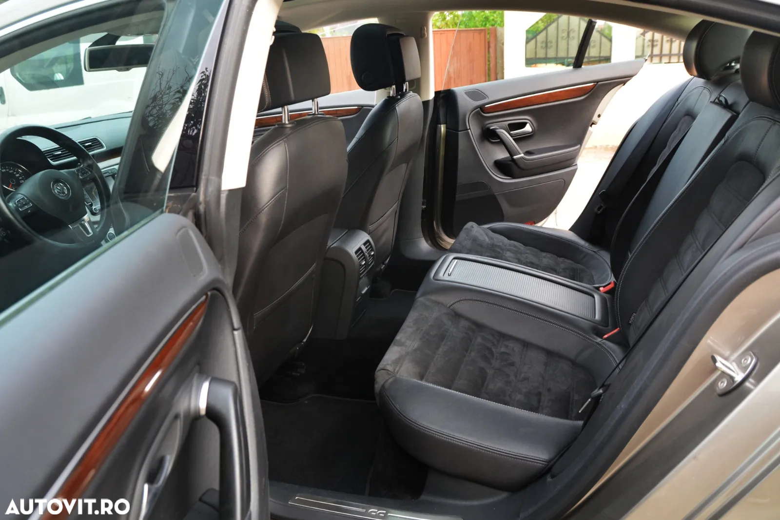 Volkswagen Passat CC 2.0 TDI 4Motion BlueMotion Technology - 17