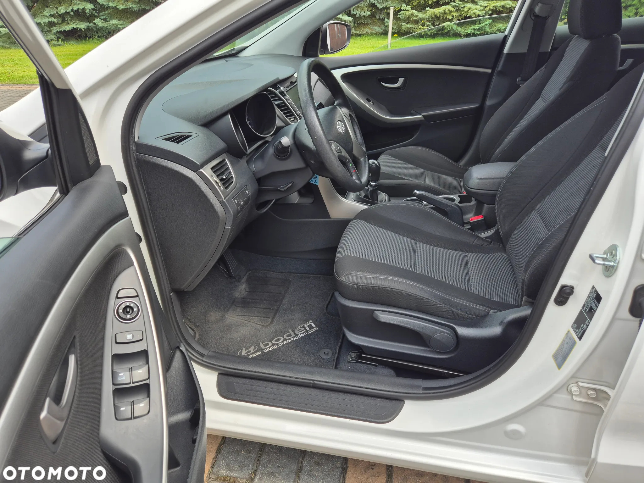 Hyundai i30 1.4 Fifa World Cup Edition - 12