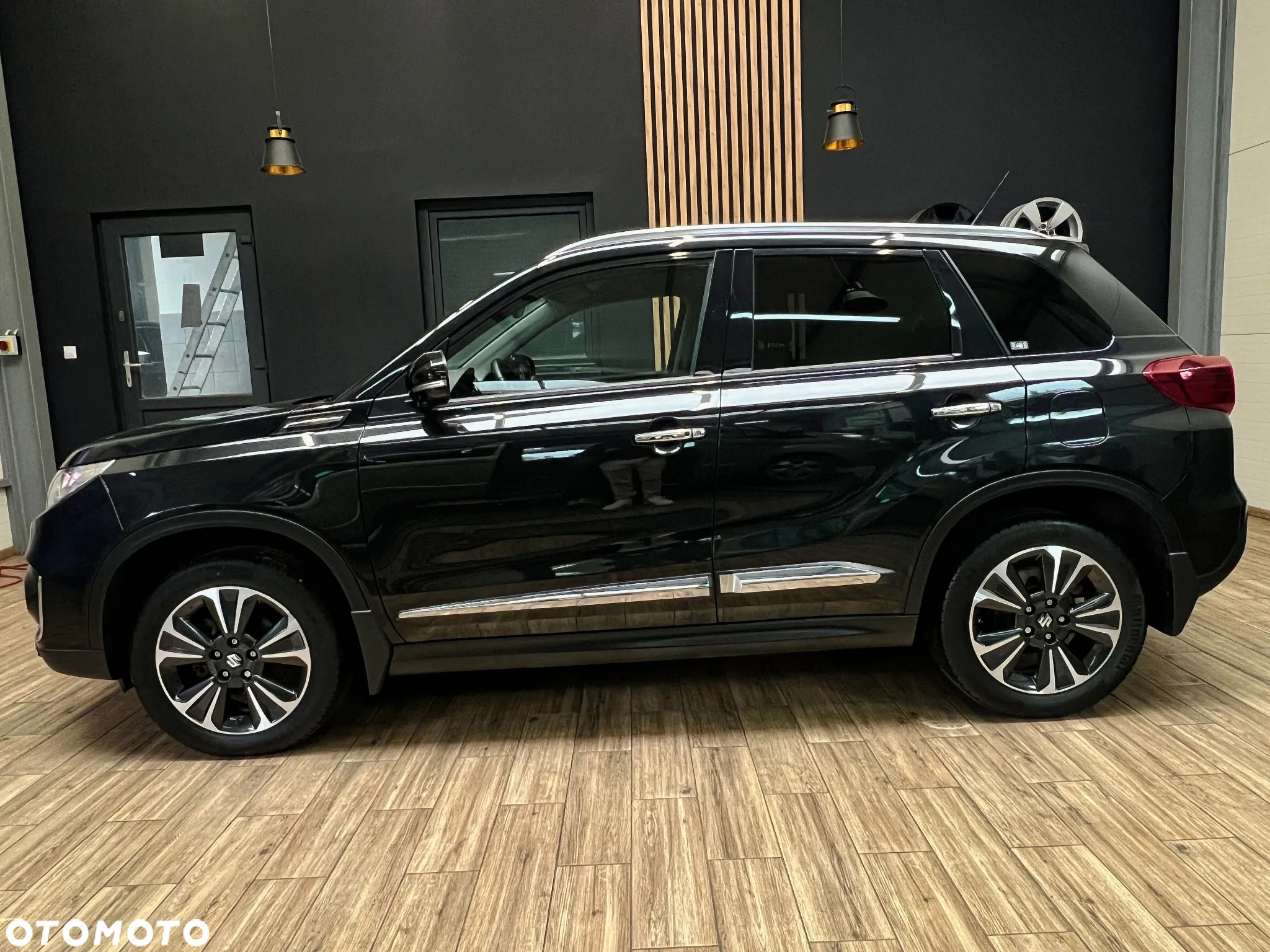 Suzuki Vitara - 11