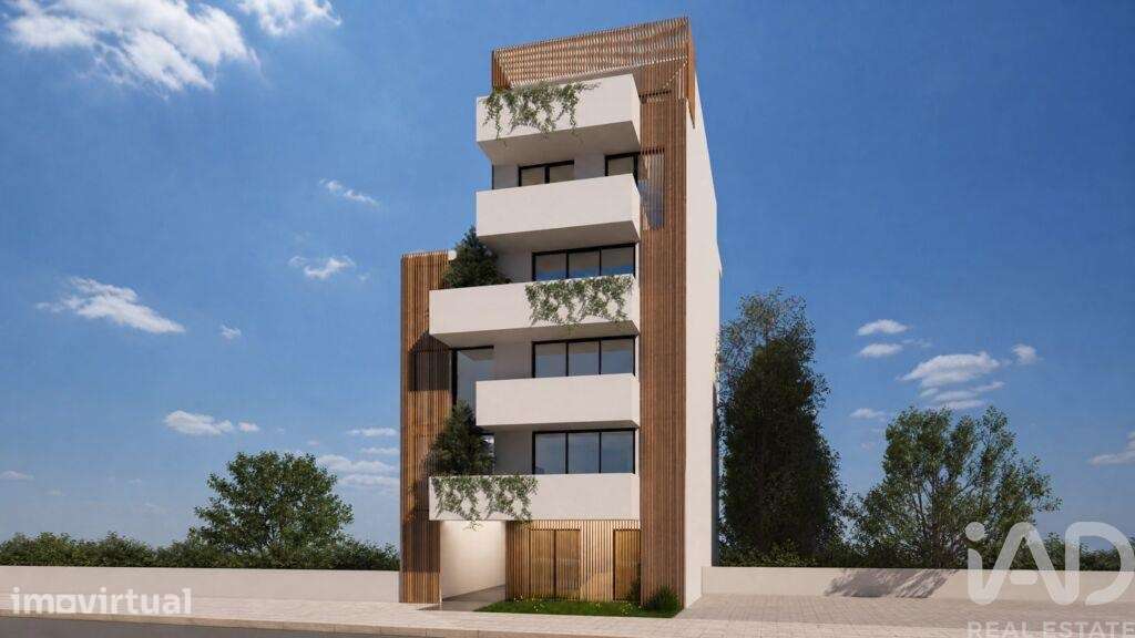 Apartamento T1 em Mafamude e Vilar do Paraíso de 32,00 m2 - Grande imagem: 2/2