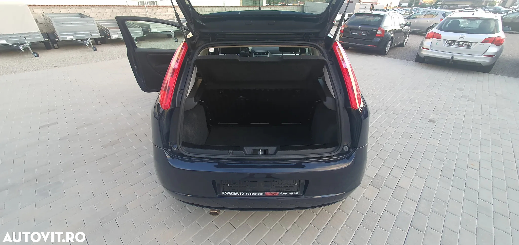 Fiat Punto 1.4 16V Sporting - 11