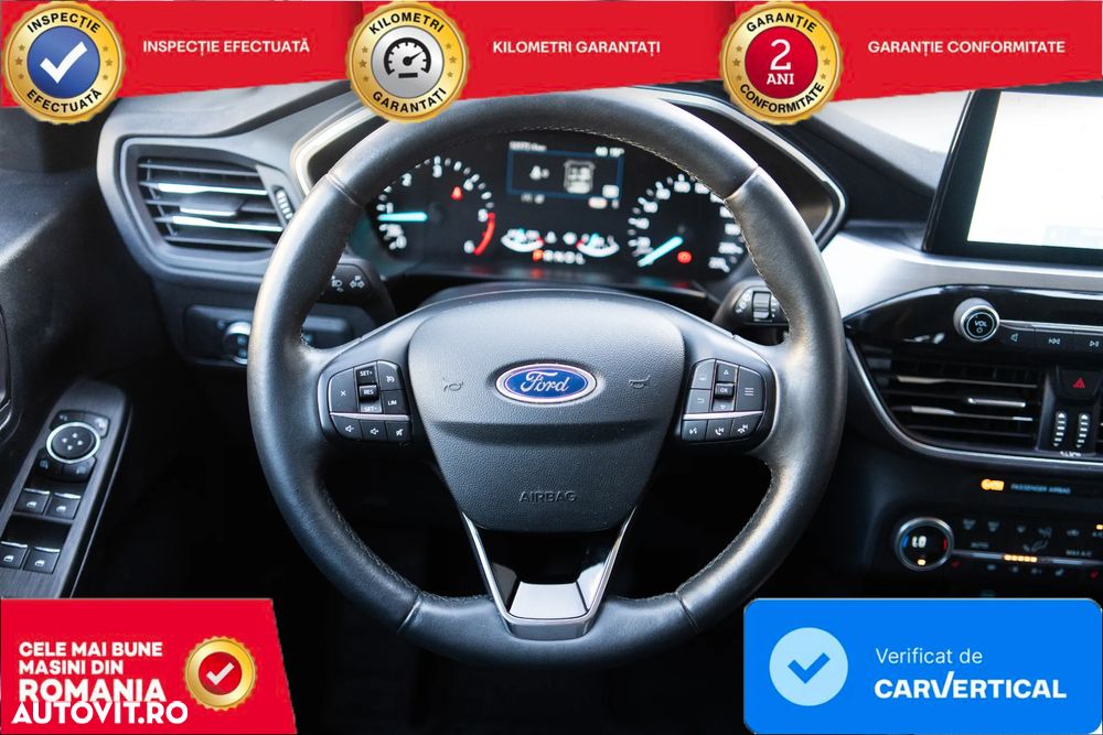 Ford Kuga - 28