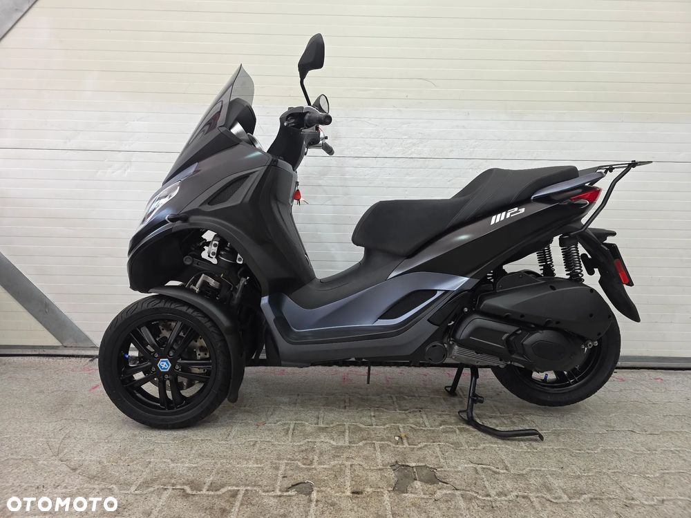 Piaggio MP-3 - 2