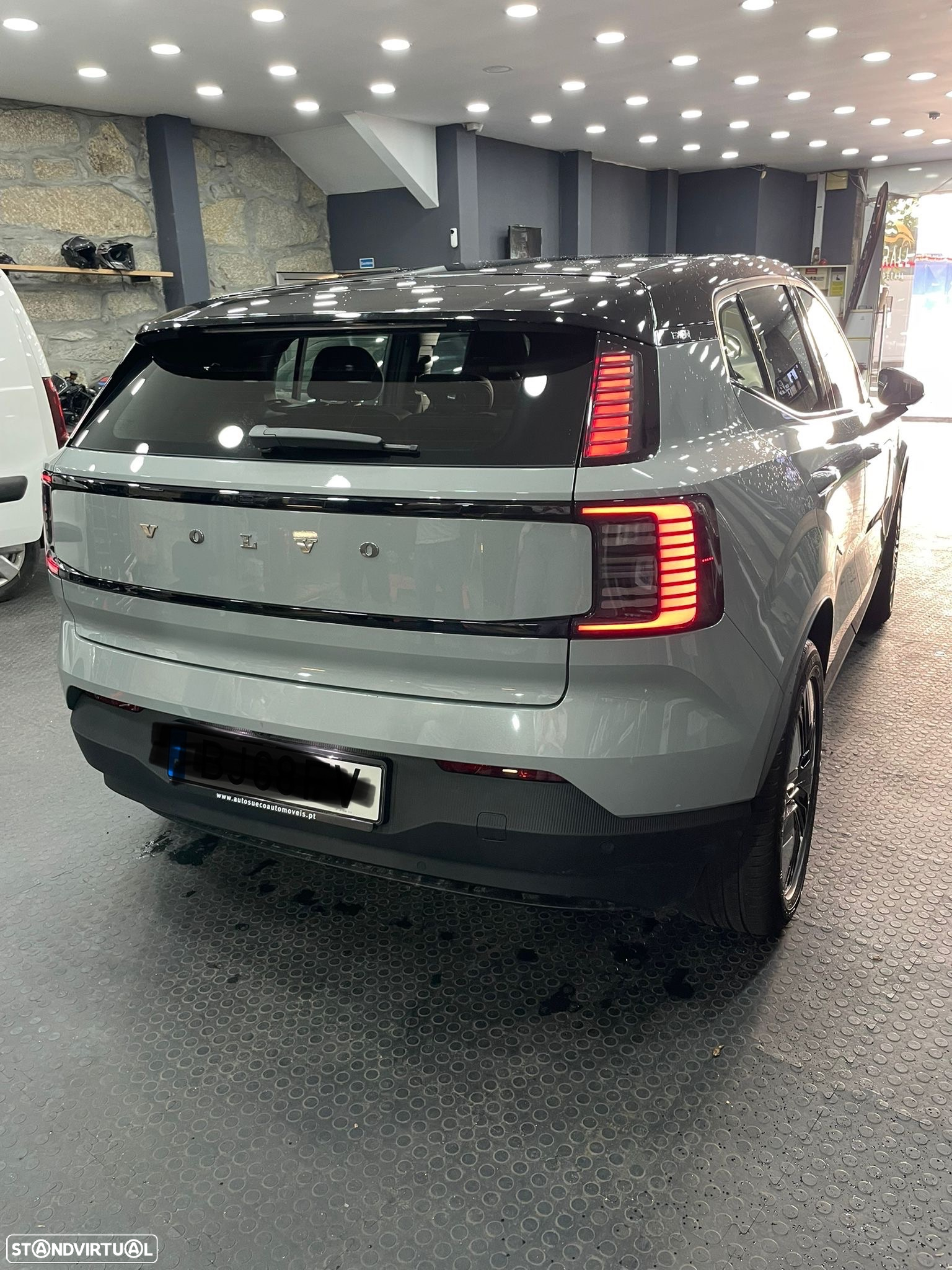 Volvo EX30 51 kWh Single Motor Core - 4