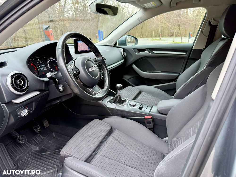 Audi A3 2.0 TDI Attraction - 4