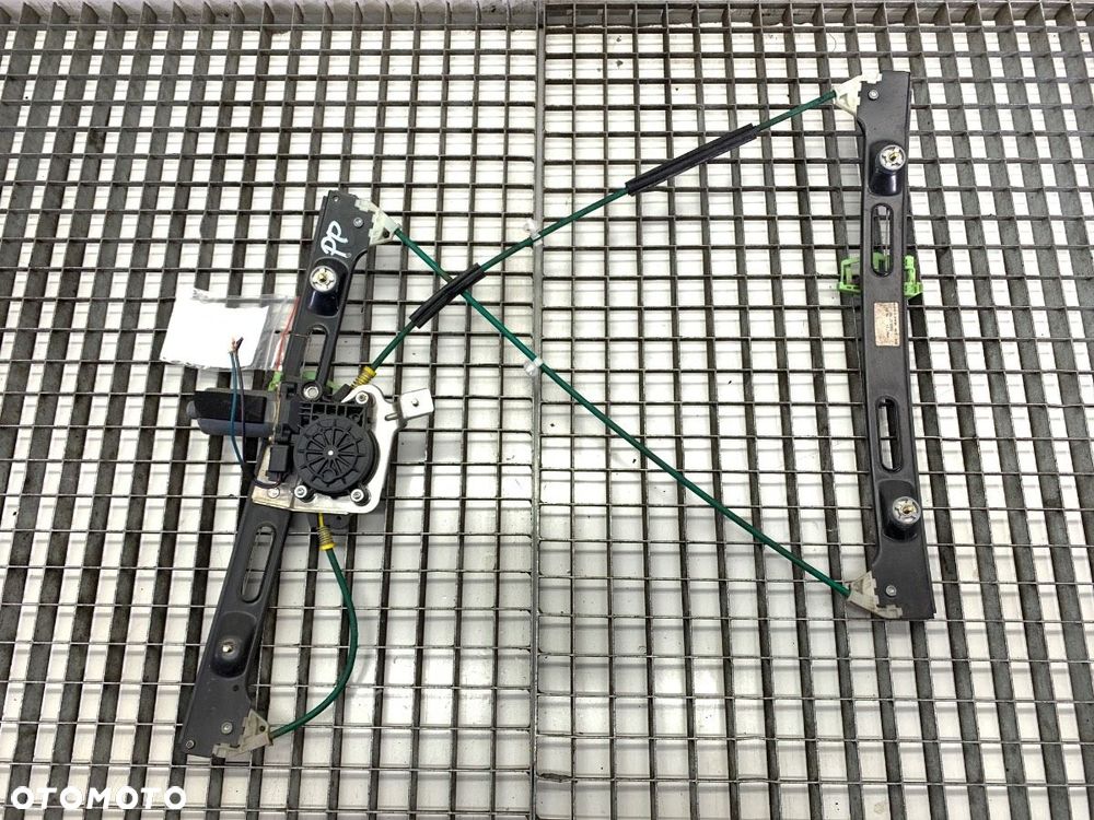 PODNOŚNIK SZYBY PRAWY PRZÓD  BMW 3 Compact (E46) 2001 - 2005 316 ti 85 kW [115 KM] benzyna 2002 - - 1