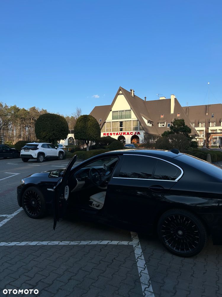 BMW Seria 5 520d - 15