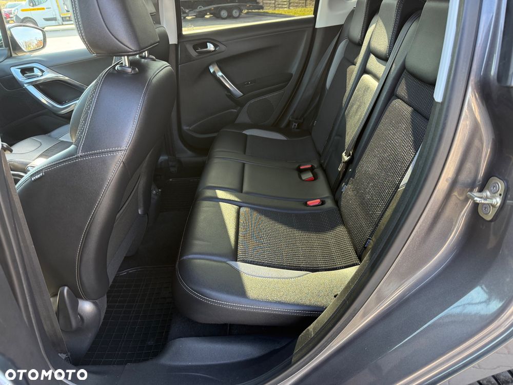 Peugeot 2008 120 VTI Allure - 15