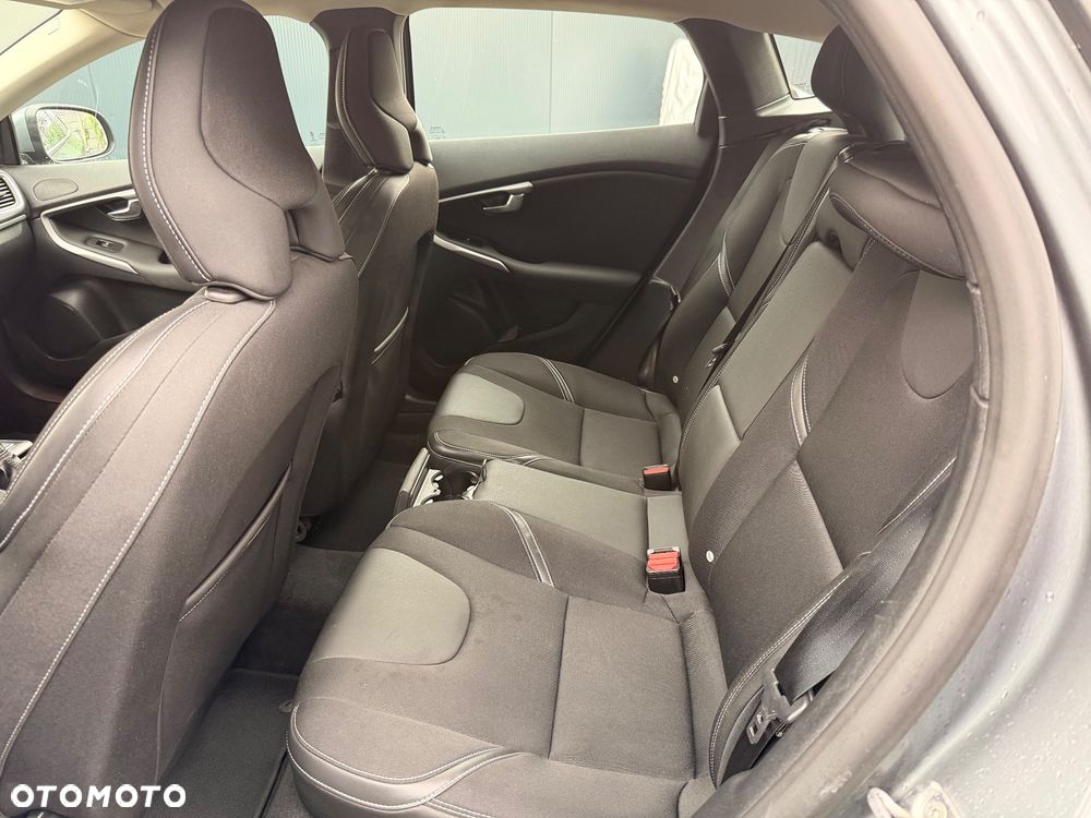 Volvo V40 - 35