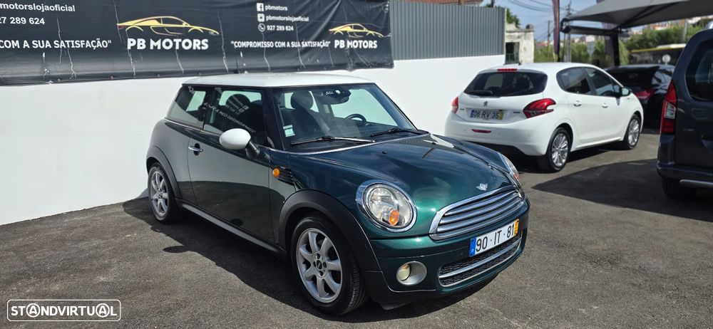MINI 3 Portas Cooper D - 1
