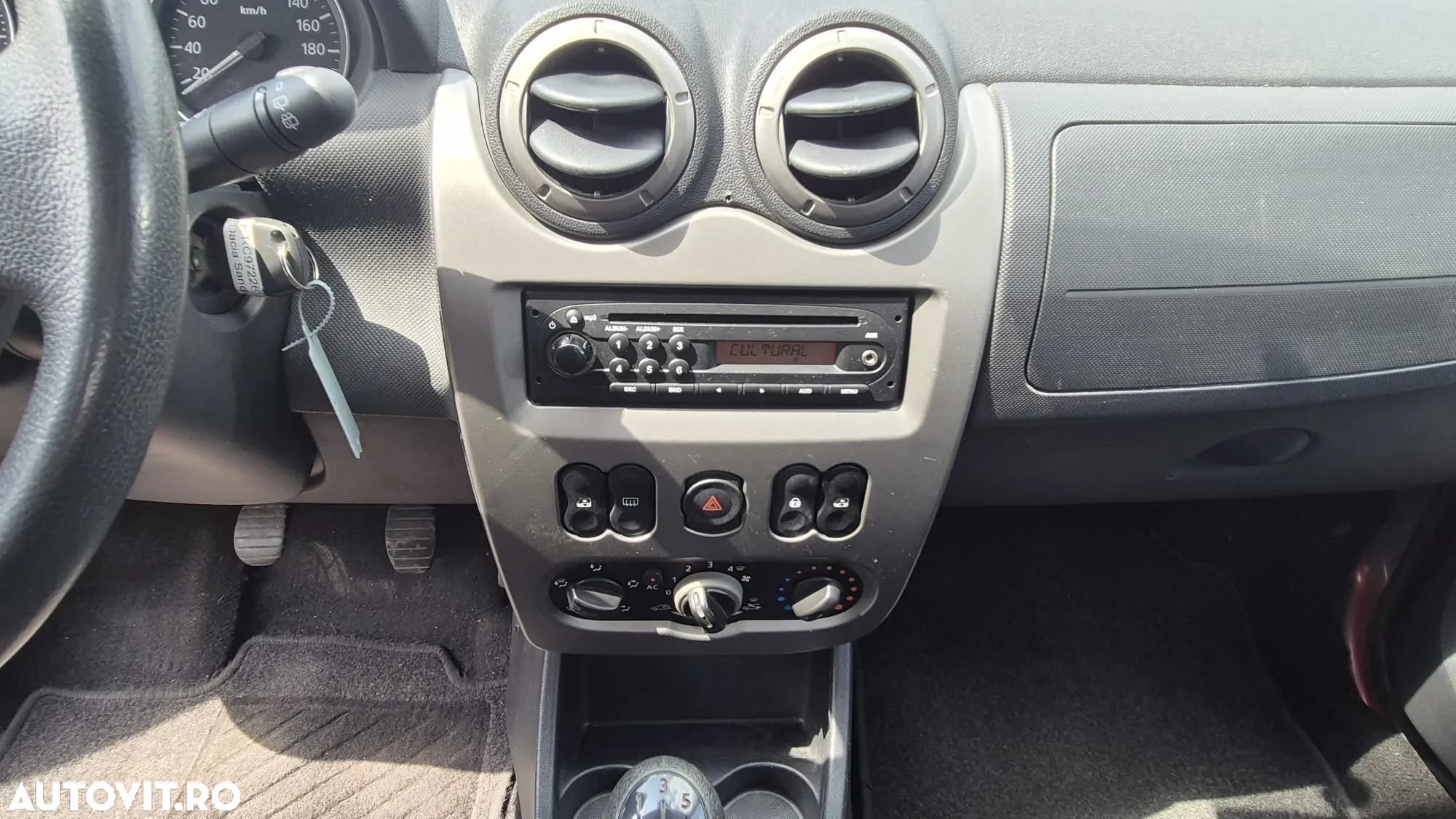 Dacia Sandero Stepway dCi 90 Ambiance - 12