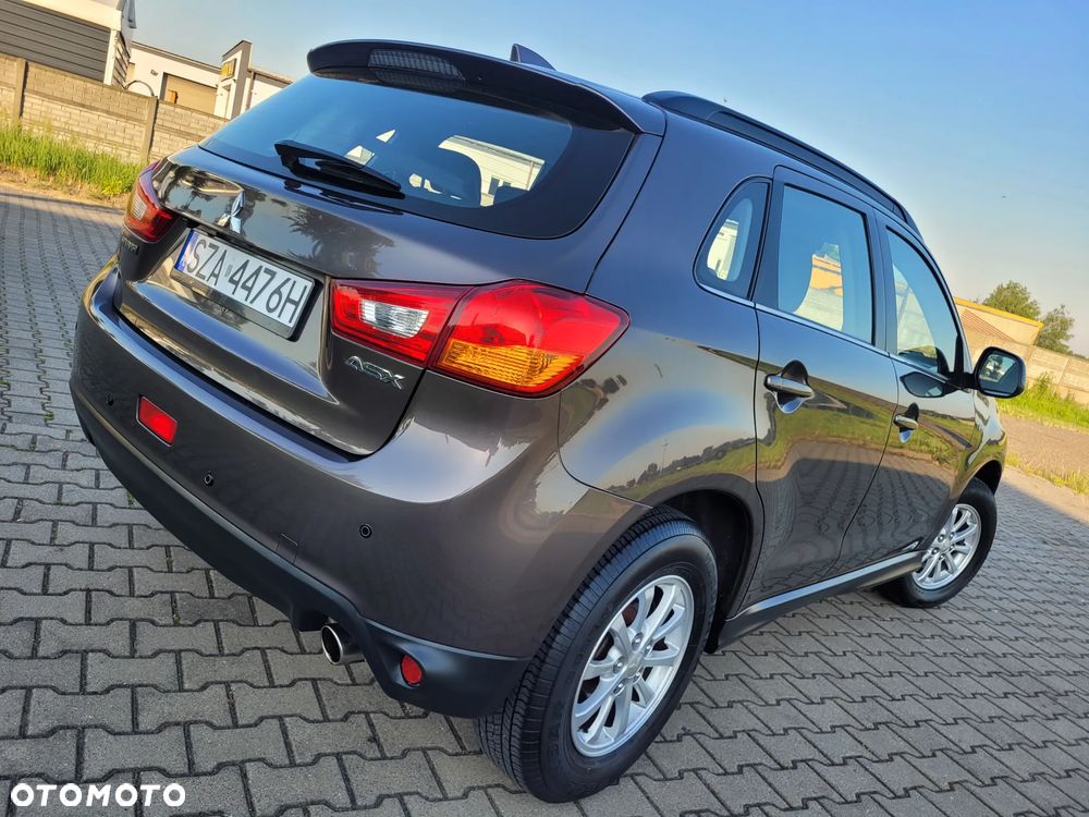 Mitsubishi ASX - 8