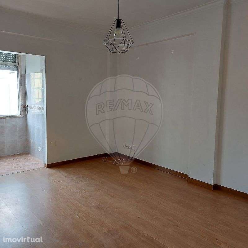 Apartamento T1 para arrendamento - Grande imagem: 4/12