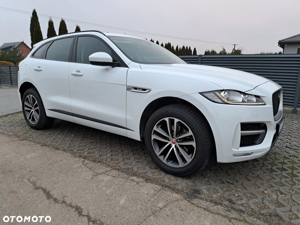 Jaguar F-Pace 2.0 i4P AWD R-Sport - 8