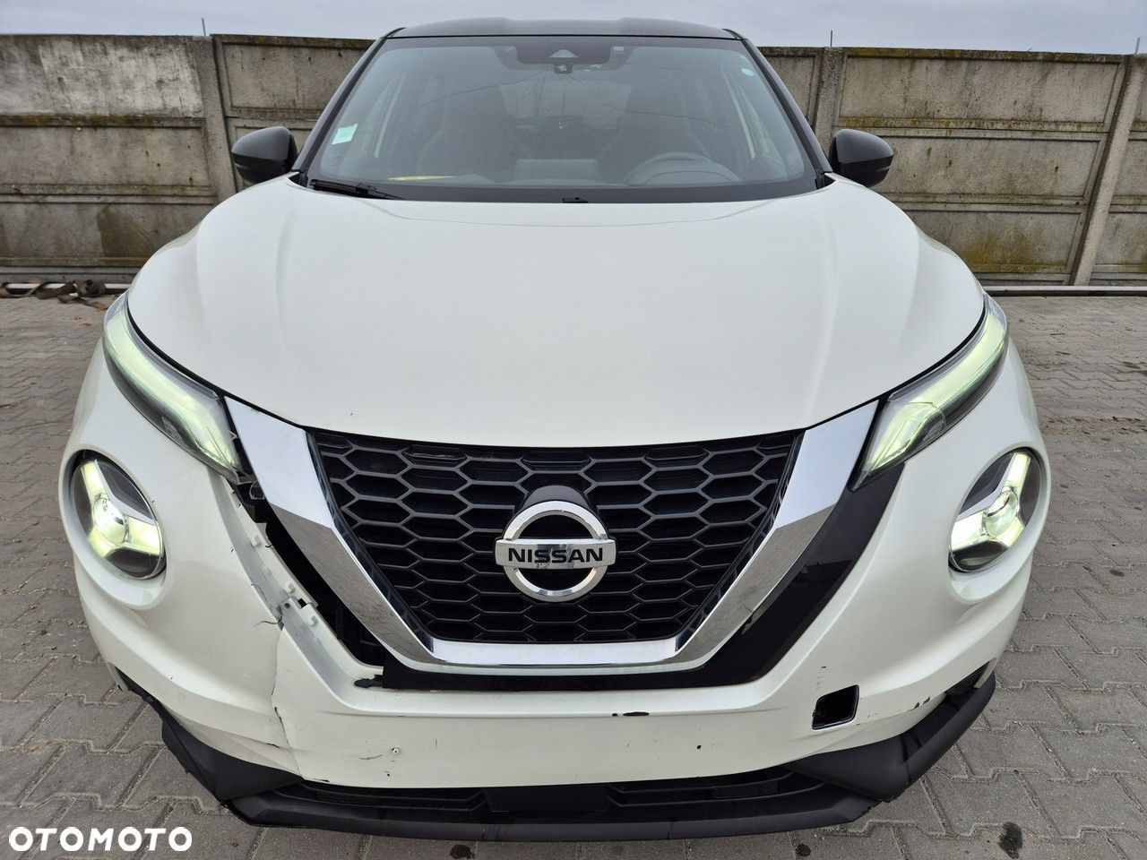 Nissan Juke 1.0 DIG-T DCT Enigma - 4
