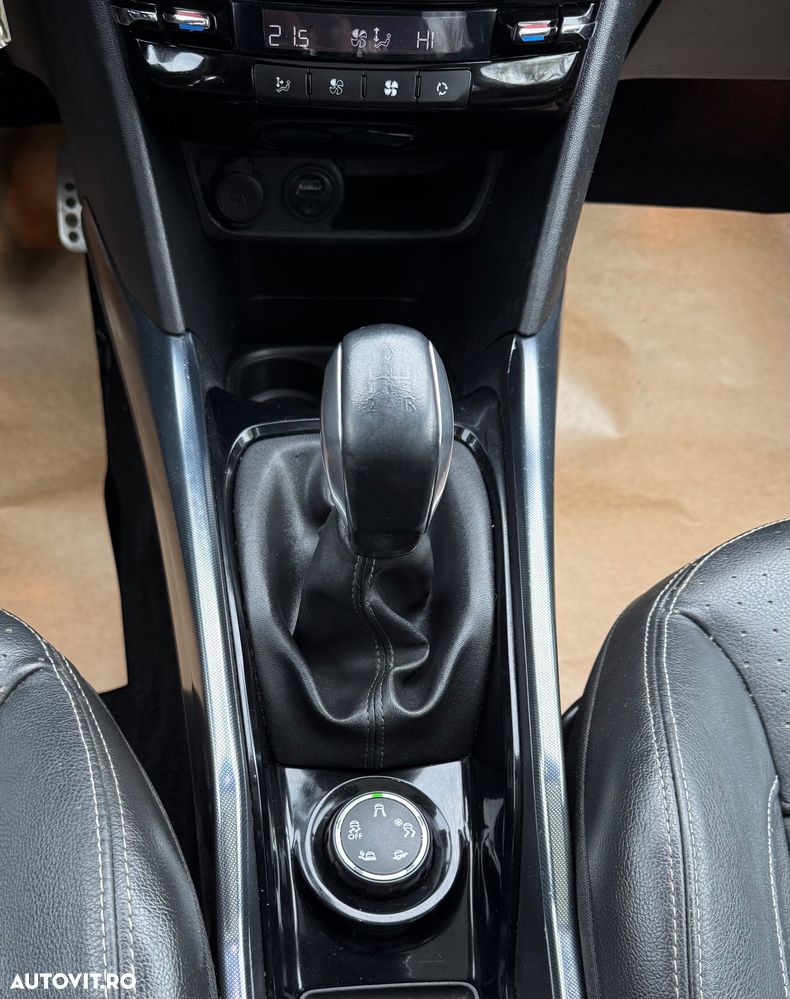 Peugeot 2008 1.6 VTi Allure - 19