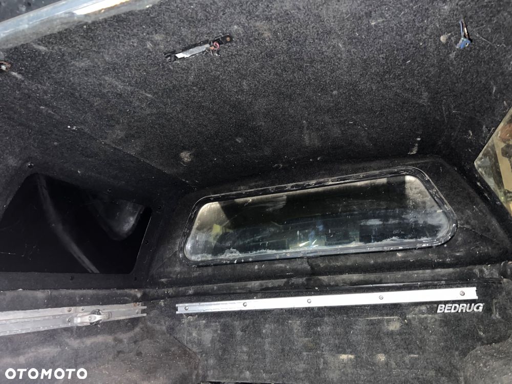 Zabudowa górna Nissan Navara d40 - 4