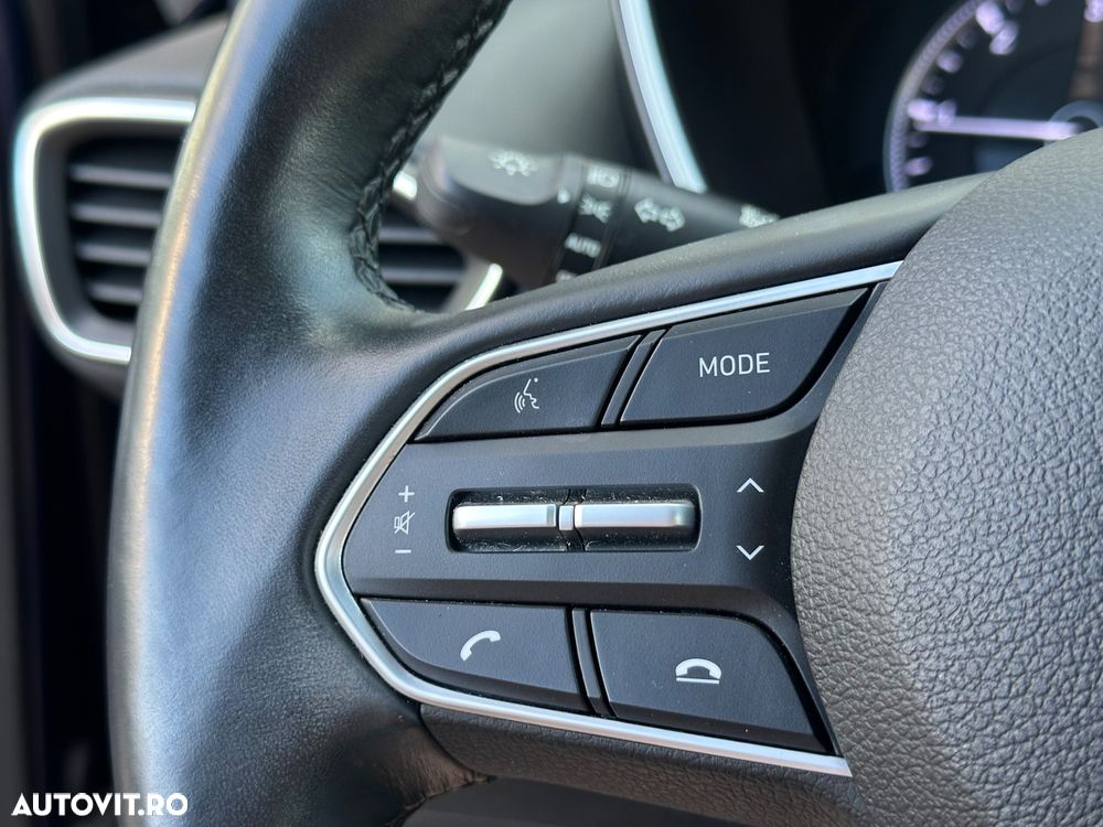 Hyundai Santa Fe - 26