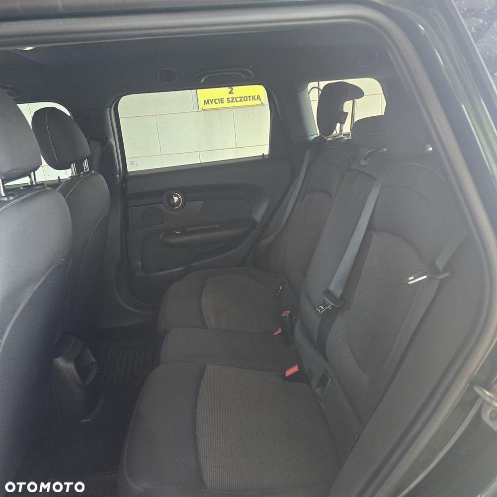 MINI Clubman - 18