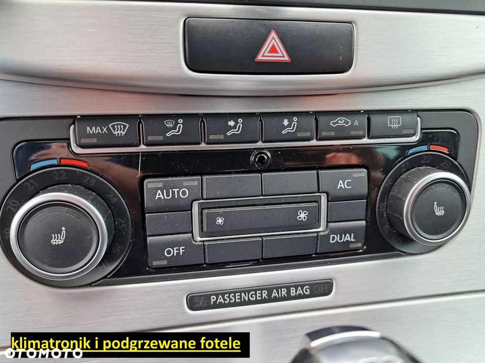 Volkswagen Passat 2.0 TDI DSG BlueMotion Technology Highline - 13