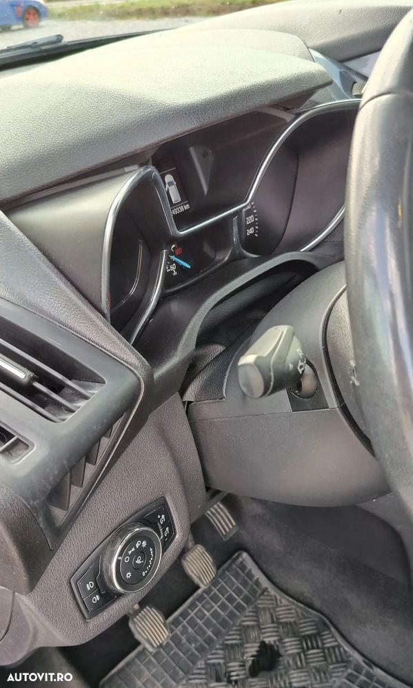Ford Tourneo Connect 1.6 SWB Trend - 21
