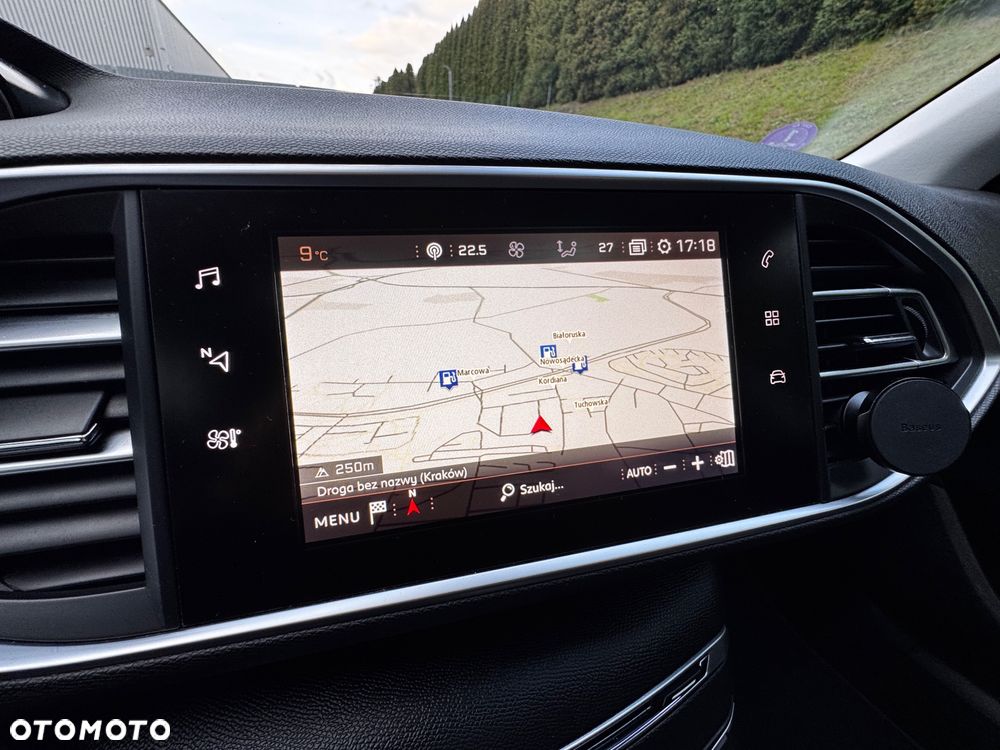 Peugeot 308 130 e-THP Stop & Start Allure - 26