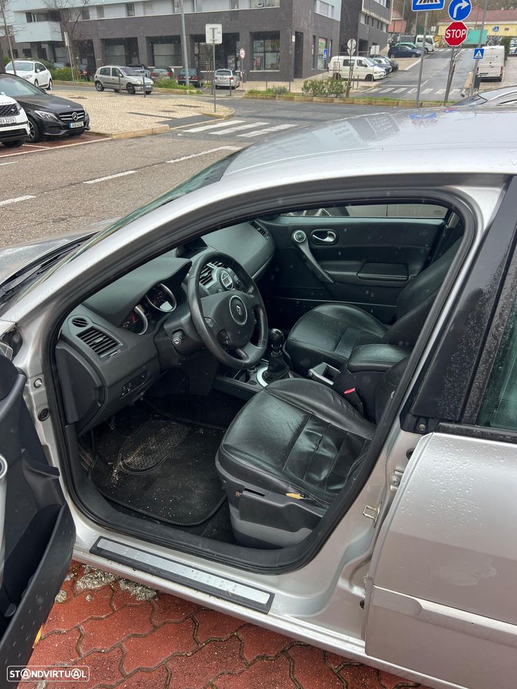 Renault Mégane 1.5 dCi Dynamique Luxe - 12