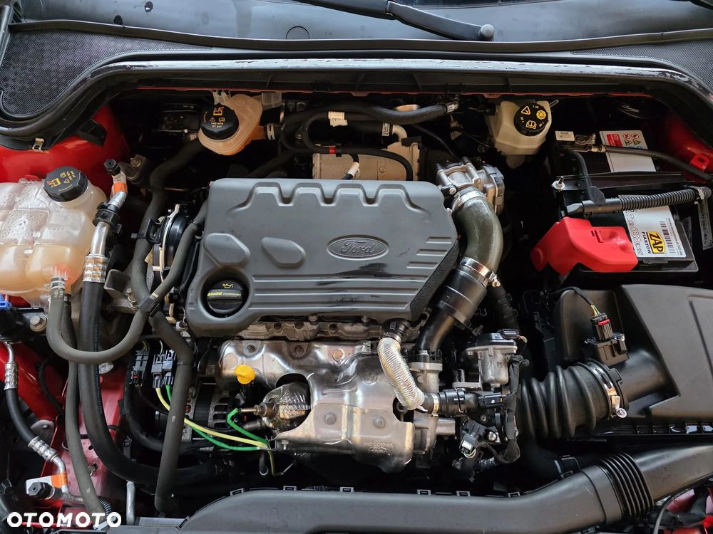 Ford Focus Turnier 1.5 EcoBlue Start-Stopp-System TITANIUM - 16