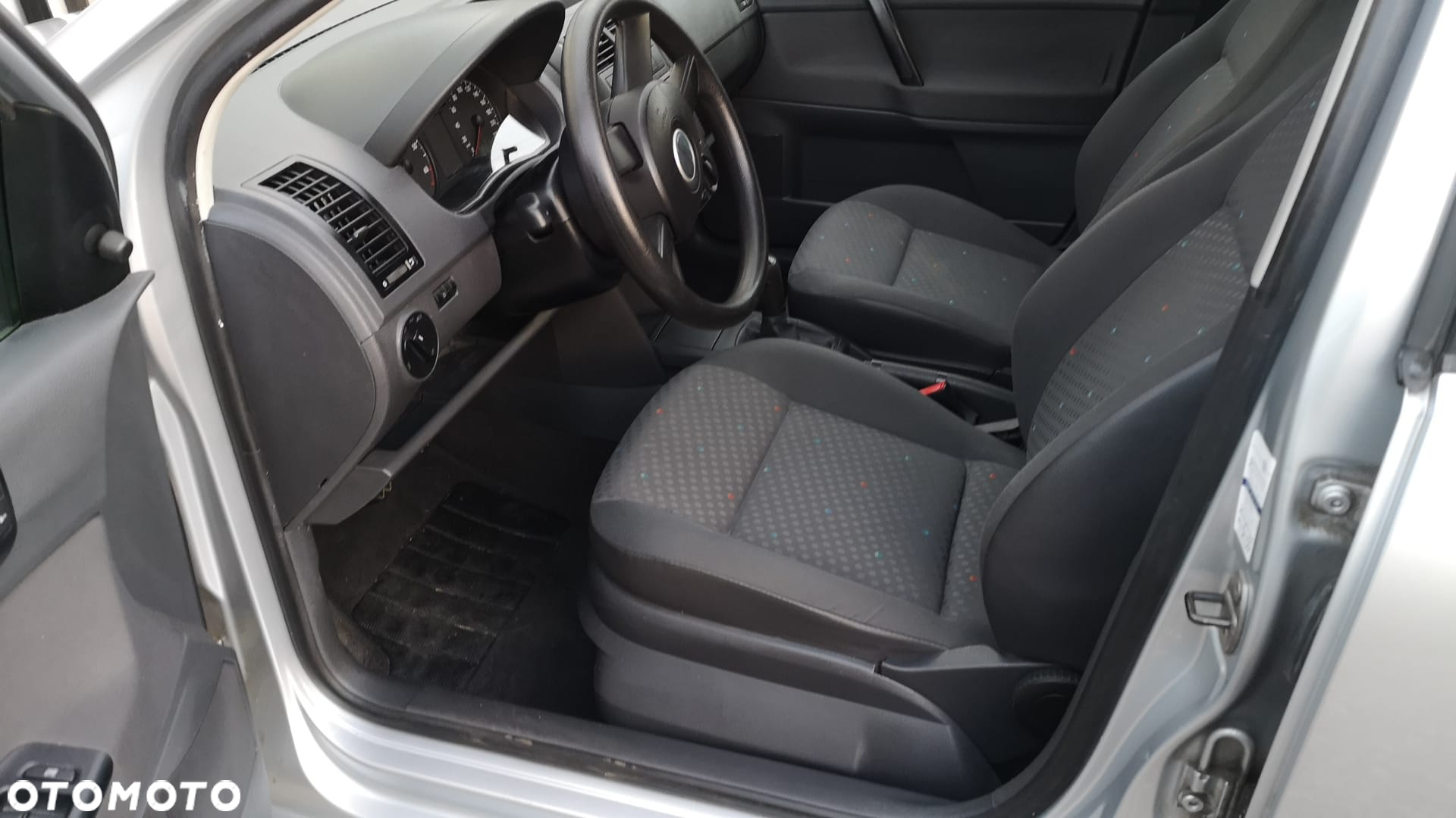 Volkswagen Polo 1.2 Trendline - 4