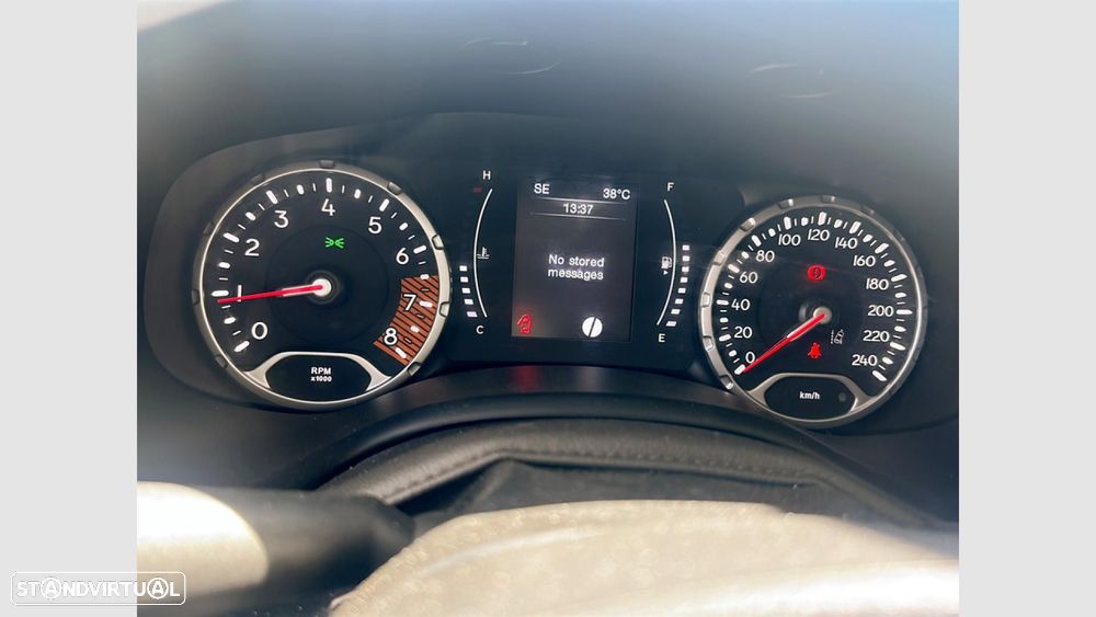 Jeep Renegade 1.0 T Limited - 15