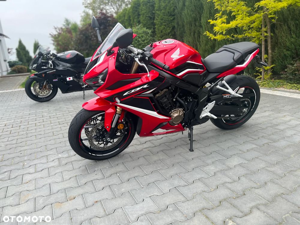 Honda CBR - 17