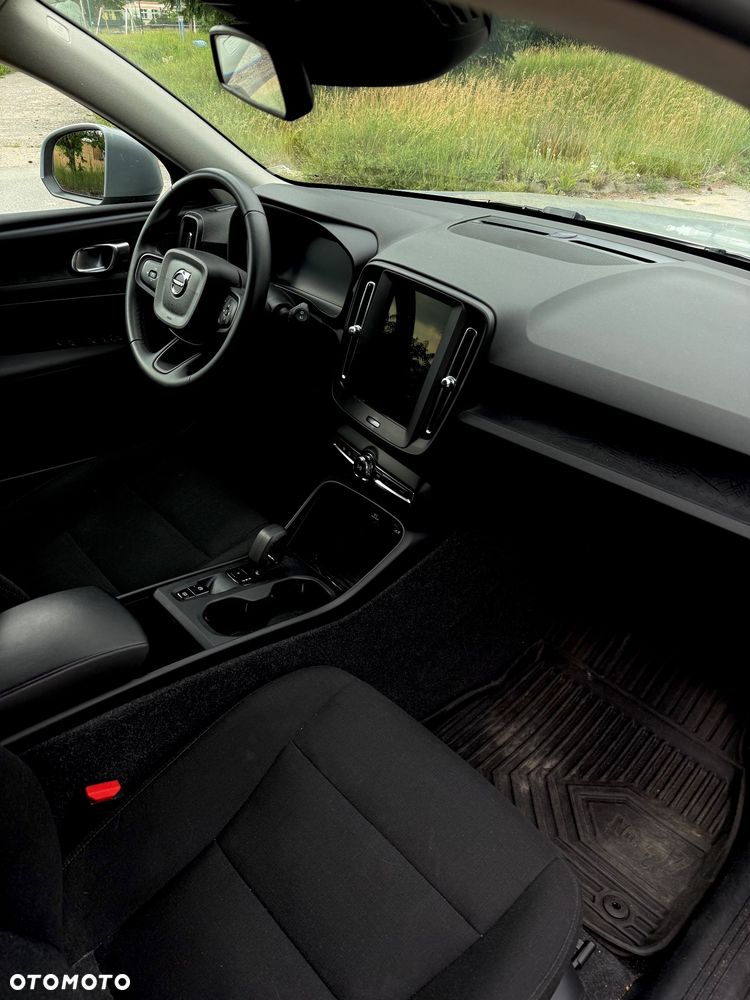Volvo XC 40 T2 Essential - 9