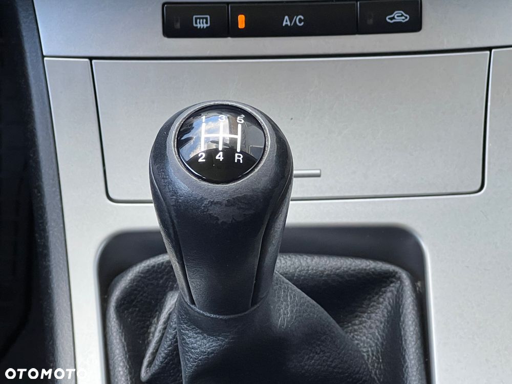 Mazda 3 1.6 MZR Active - 26