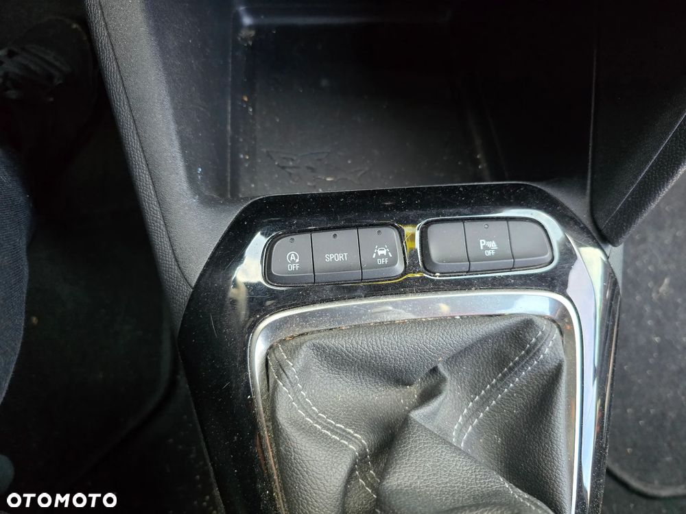 Opel Corsa 1.2 Direct Injection Turbo GS - 13
