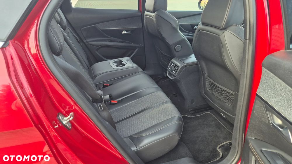 Peugeot 3008 PureTech 130 Stop & Start GPF Allure Business-Paket - 7