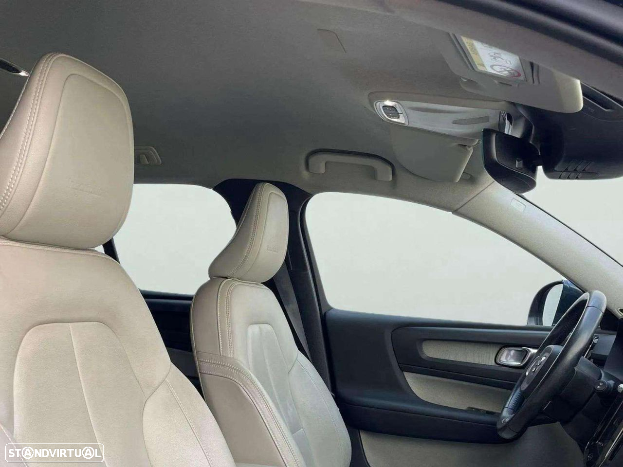 Volvo XC 40 1.5 T3 Inscription Geartronic - 17