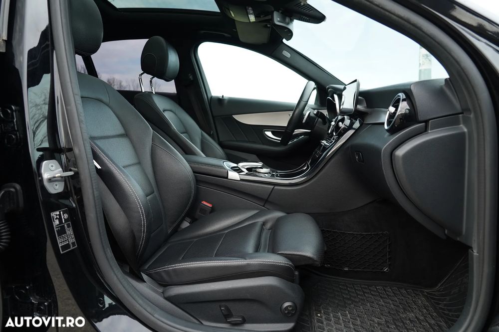 Mercedes-Benz C 220 d 4Matic 9G-TRONIC AMG Line - 16
